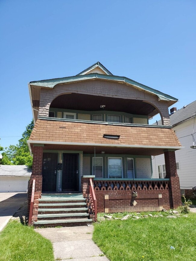 Building Photo - 3277 E 146th St