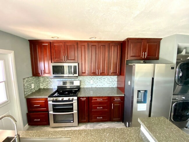 Building Photo - 94-1194 Kipa'a Place