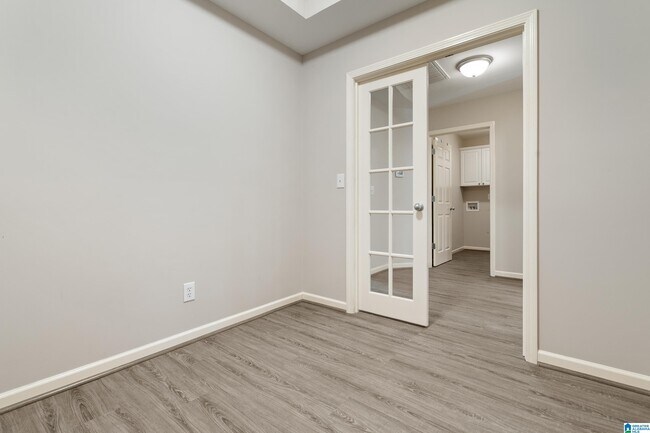 Building Photo - 114 Hayesbury Ln