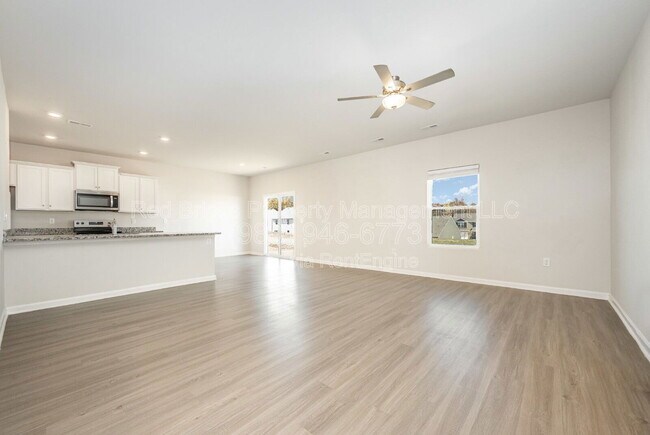 Building Photo - 2222 Transatlantic Ave