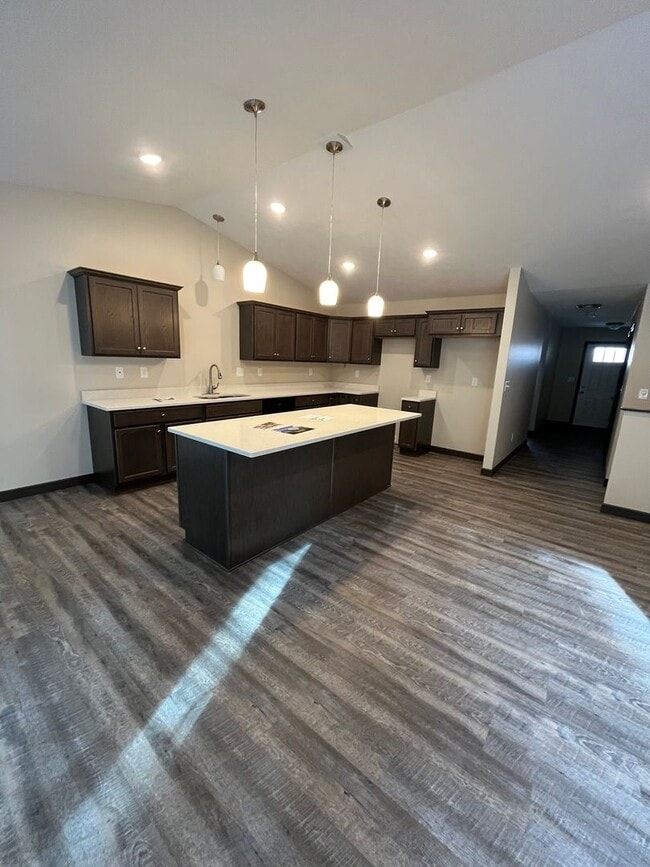 Building Photo - 5062 Catawba Pl Ln