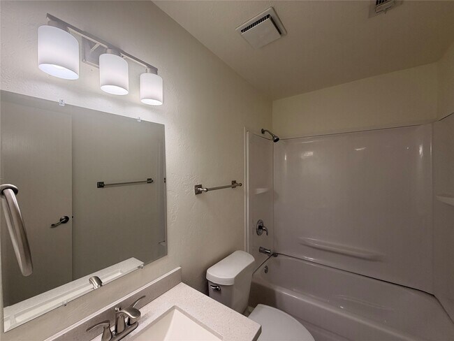 Building Photo - 3214 Big Spruce Dr