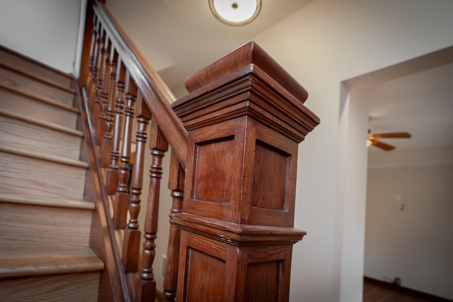 Building Photo - 82 Olentangy St