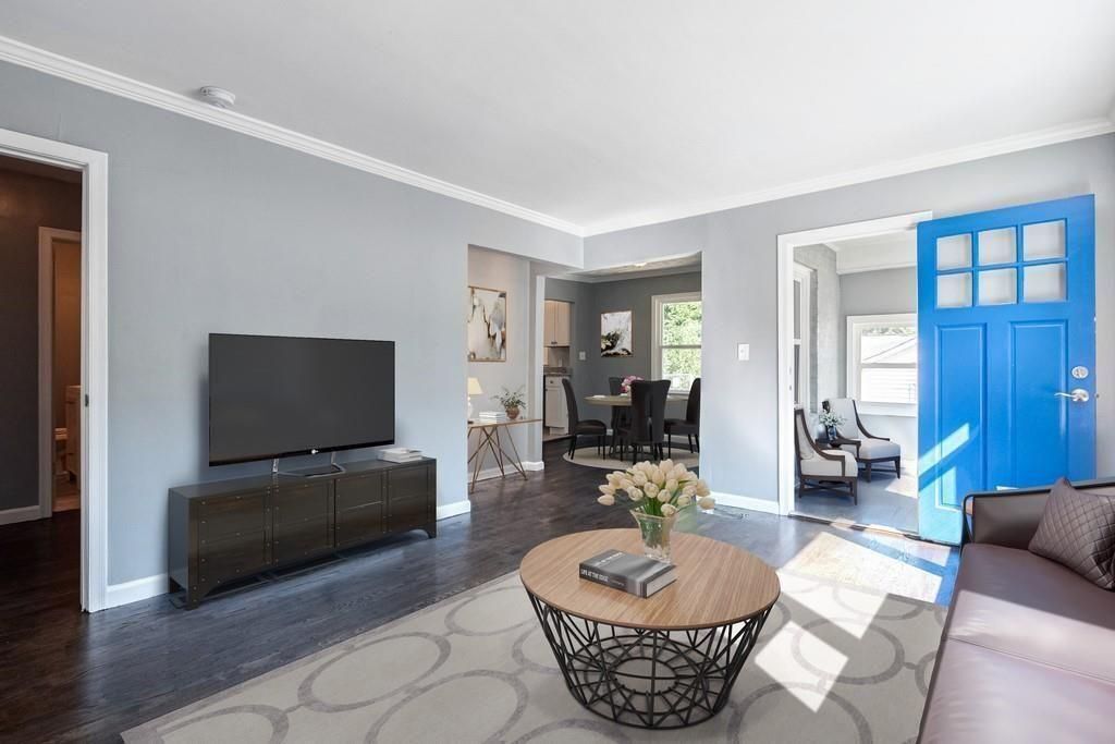 Building Photo - 120 Burbank Dr NW