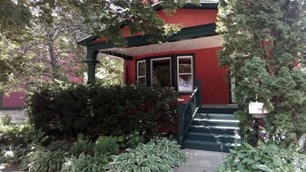 Building Photo - 517 N Bateman St