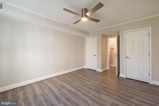 Building Photo - 3888 Porter St NW