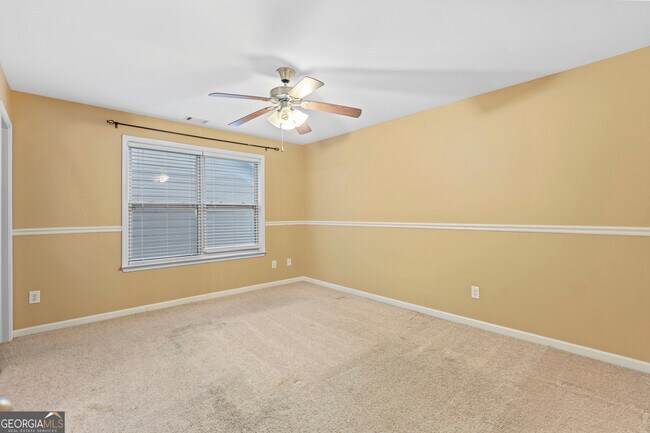 Building Photo - 1209 Heartwood Ave