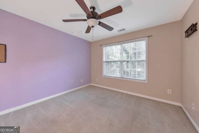 Building Photo - 1086 South Gordon Rd SW