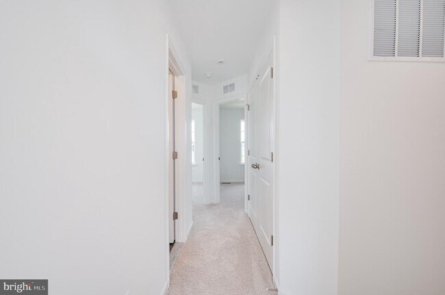 Building Photo - 24 Armistead Pl