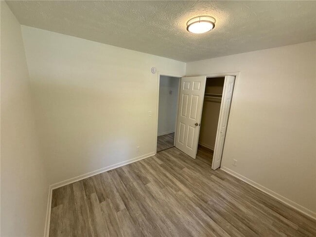 Building Photo - 4680 Ryan Rd