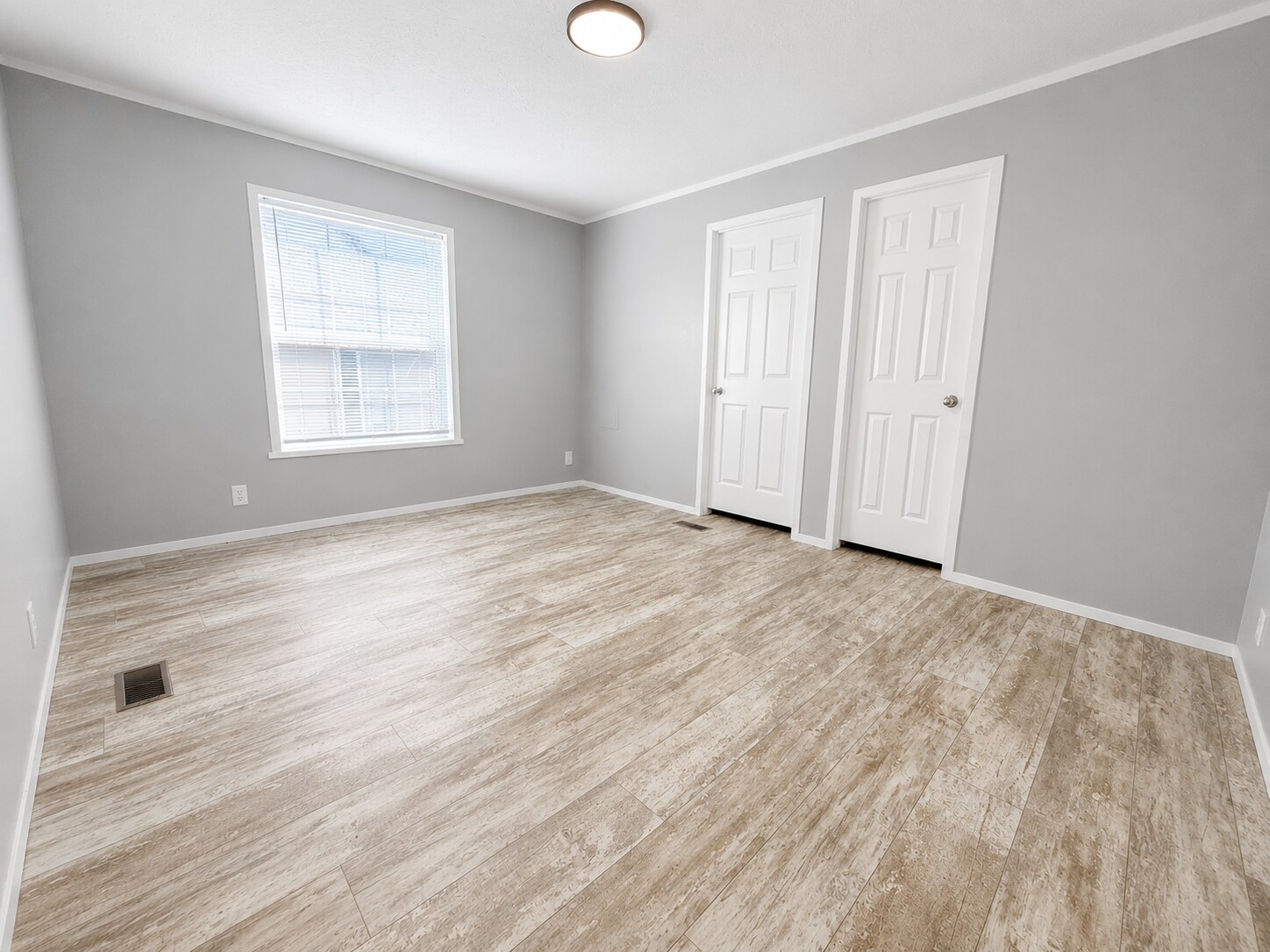 Building Photo - 11827 Cascade Cir