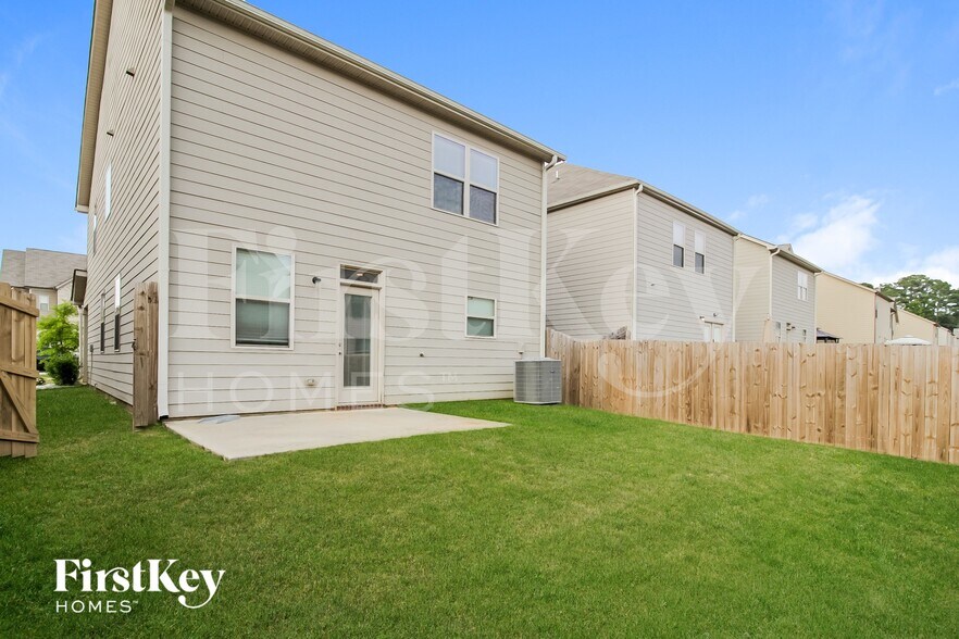 Building Photo - 11848 Lovejoy Crossing Blvd