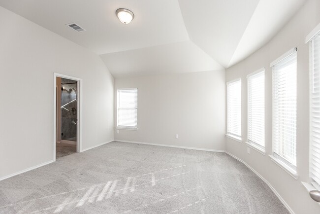 Building Photo - 8918 Oak Ivy Ln