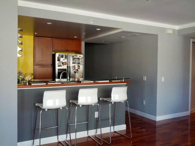 Building Photo - 400 Beale St