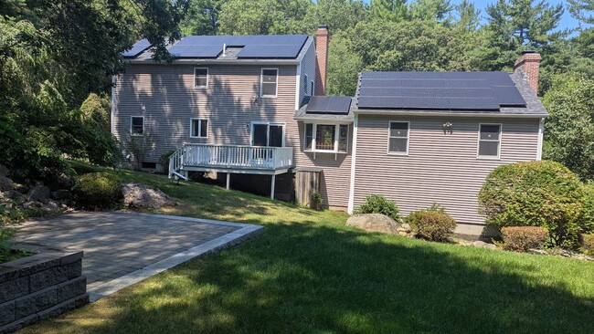 Building Photo - ***Please Respond Directly to the Online L...