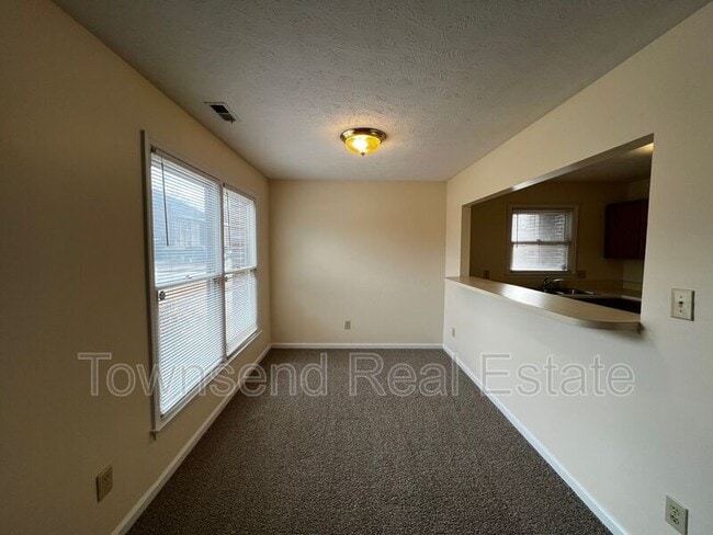 Building Photo - 1031 Ancestry Dr