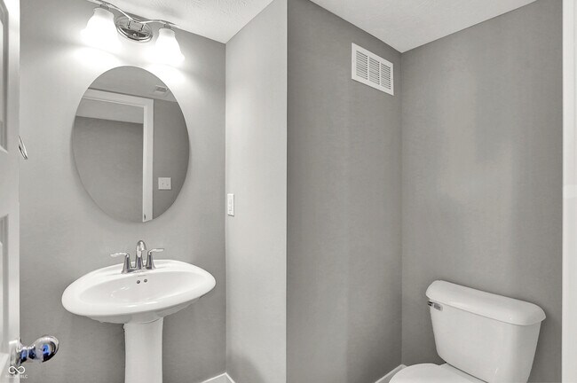 Building Photo - 3517 Buckner Dr