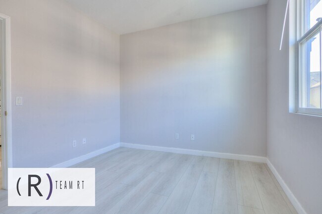 Building Photo - A Stunning Two-Story 2 Bed 2 Bath Home nea...