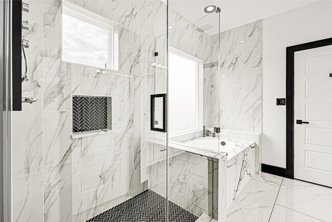 Building Photo - 13106 Donegal Way