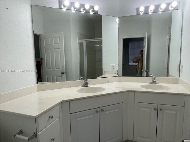 Building Photo - 1955 Marsh Harbor Dr