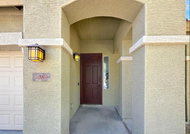 Building Photo - 7085 W Andrew Ln