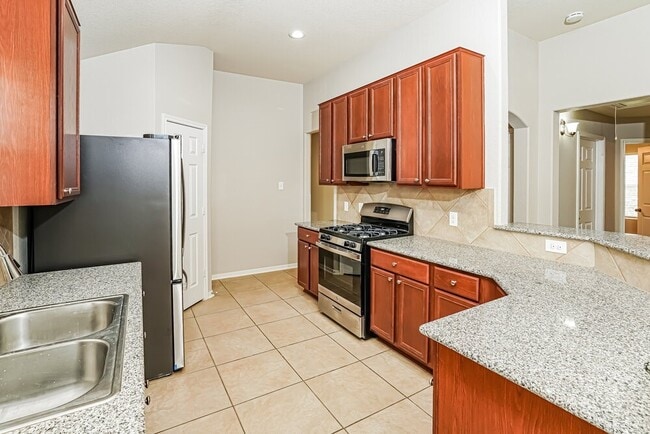 Building Photo - 2527 Elm Crossing Trail