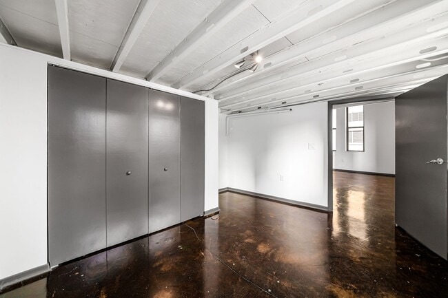 Building Photo - 110 N 3rd St