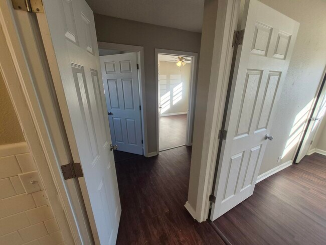 Building Photo - 1714 42nd St