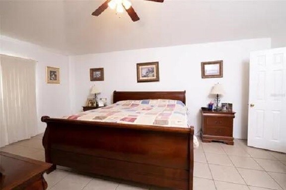 Building Photo - 610 Tamarin Ln