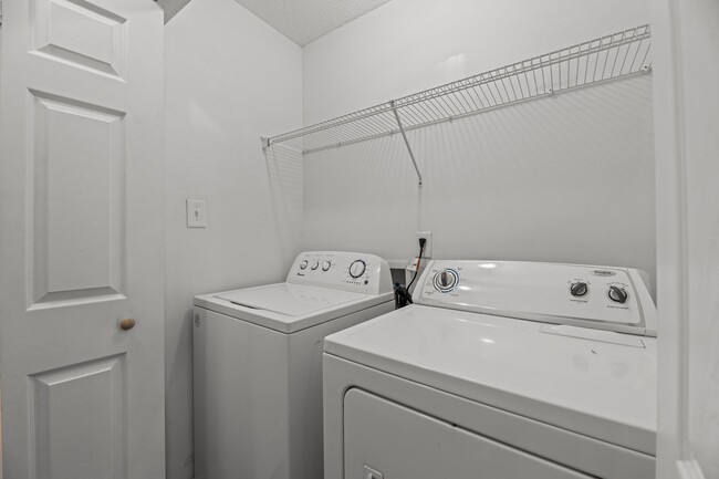 Building Photo - 123 Jerrett Ln