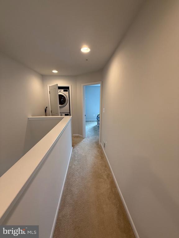Building Photo - 64 Painted Lady Way