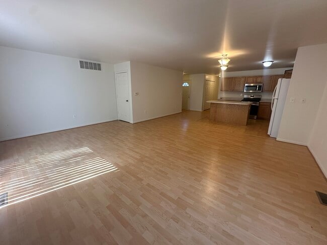 Building Photo - 3161 Kassab Ln