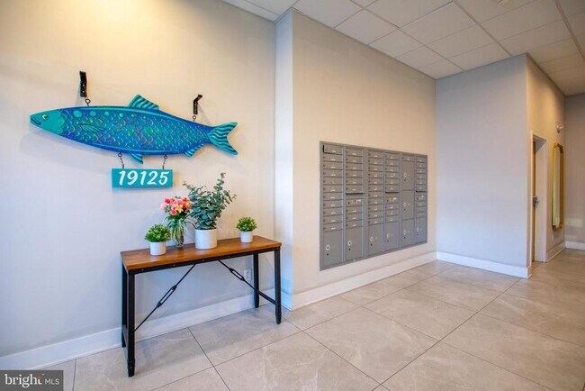 Building Photo - 1324 Frankford Ave