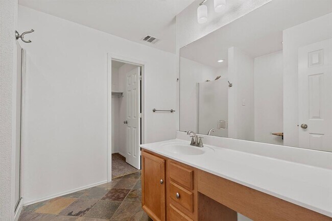 Building Photo - 11517 Chatam Berry Ln