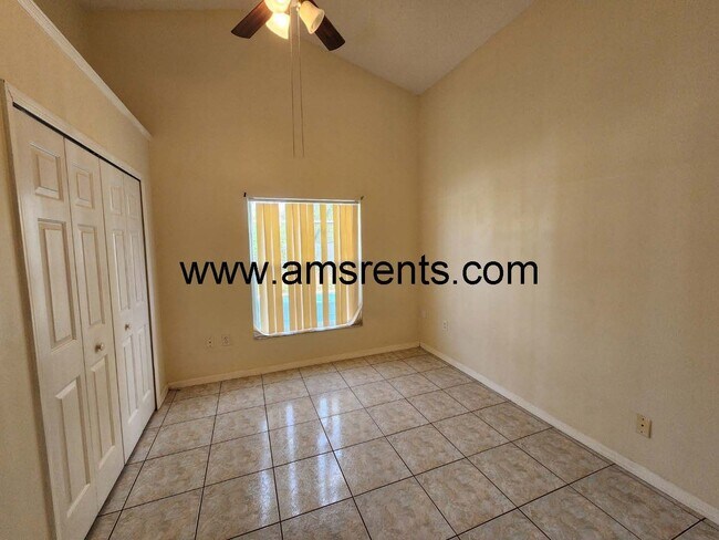Building Photo - Pool House in Remington Pointe