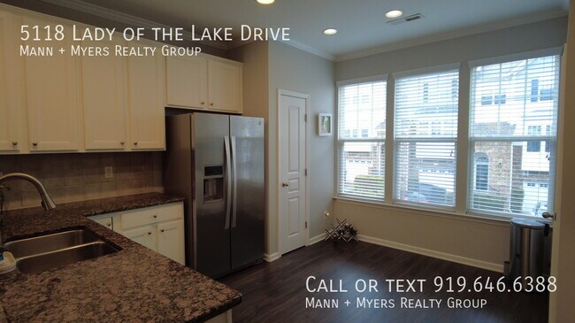 Building Photo - 5118 Lady of the Lake Dr