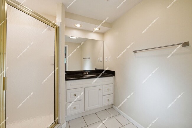 Building Photo - Rare Rental Opportunity: 4-Bedroom, 2.5-Ba...