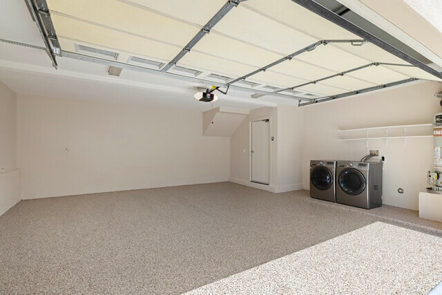 2-car garage with washer and dryer - 3424 Bellevue Ave