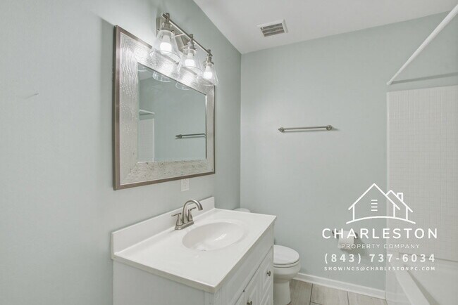Building Photo - 2741 Jobee Dr