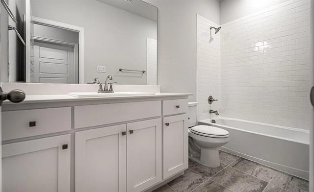 Building Photo - 336 Almanor St