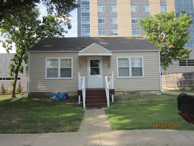 Primary Photo - 1828 Platt St