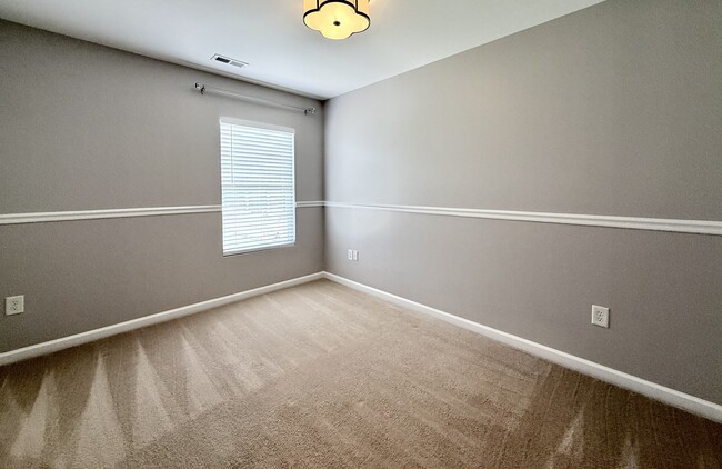Building Photo - 4604 Miller Dr