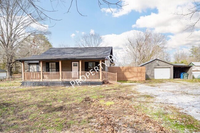 Building Photo - 8229 Patterson Rd