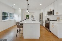 Building Photo - 14332 Belleville Ave