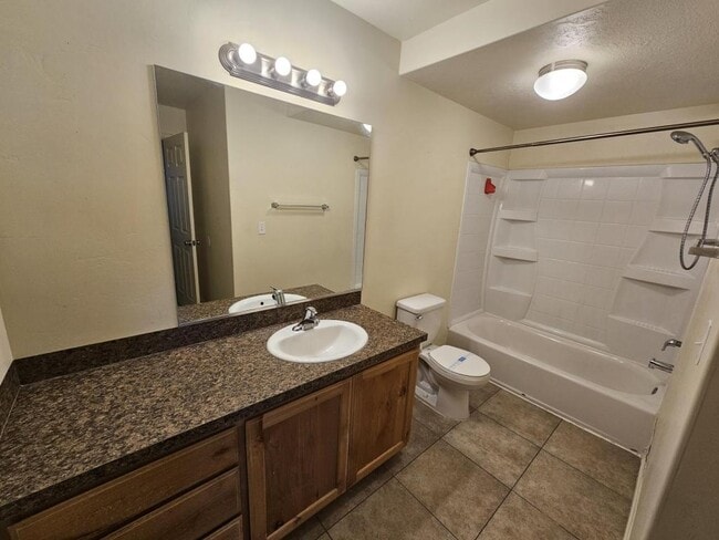 Building Photo - 4642 S 1900 W