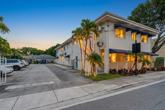Building Photo - 6647 SW 59th Pl