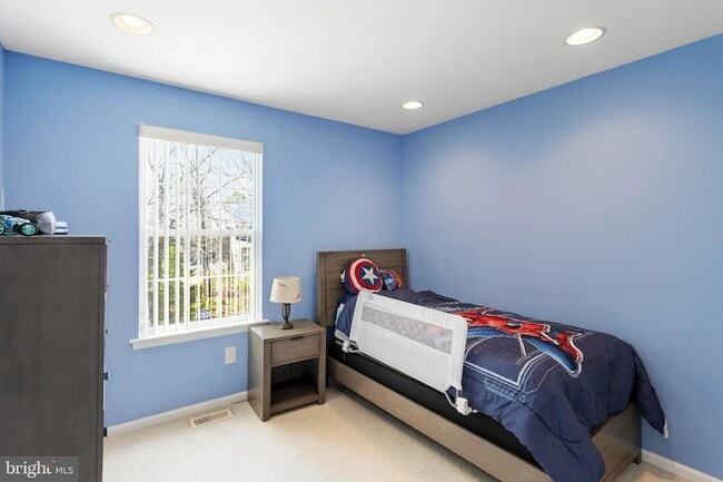 Building Photo - 32 Pebble Beach Ln