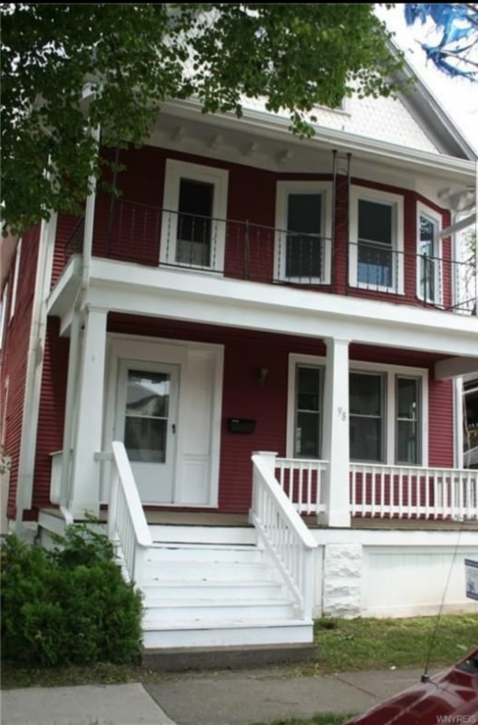 Primary Photo - 98 Royal Ave