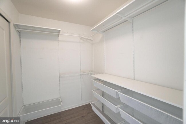 Building Photo - 1803 Harvard Dr