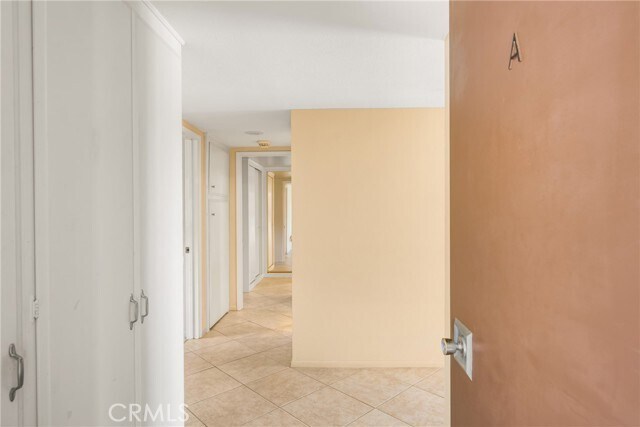 Building Photo - 2286 Via Puerta